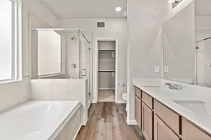 2906 Lawrence Pk Ct, Conroe, TX 77304 - Photo 11