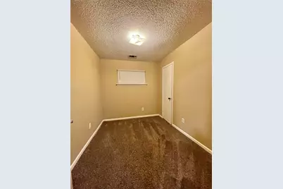1510 N Avenue Q, Freeport, TX 77541 - Photo 9