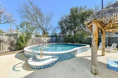 3807 Avenue R, Galveston, TX 77550 - Photo 35