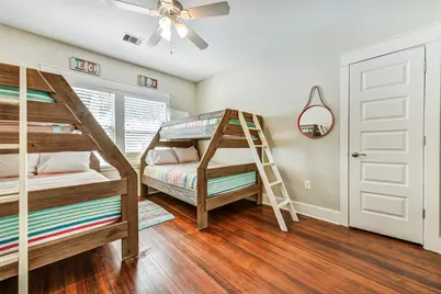 3807 Avenue R, Galveston, TX 77550 - Photo 21