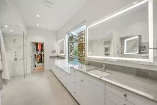 15 Hudson Cir, Houston, TX 77024 - Photo 17