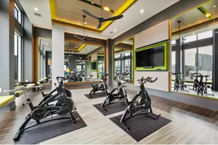 1317 Post Oak Dr, Houston, TX 77027 - Photo 9