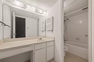 3600 Jeanetta St, Houston, TX 77063 - Photo 19