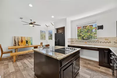 6311 Westcott Street, Houston, TX 77007 - Photo 9