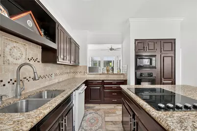 6311 Westcott Street, Houston, TX 77007 - Photo 7