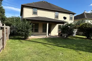 2606 Riverhollow Ln, Sugar Land, TX 77479 - Photo 29