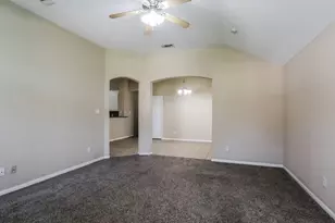 131 Golfview Dr, Conroe, TX 77356 - Photo 3