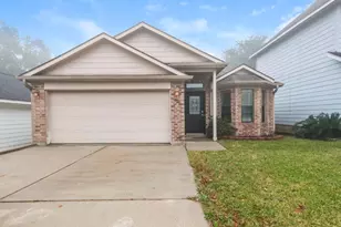 131 Golfview Dr, Conroe, TX 77356 - Photo 1