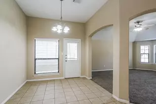 131 Golfview Dr, Conroe, TX 77356 - Photo 5
