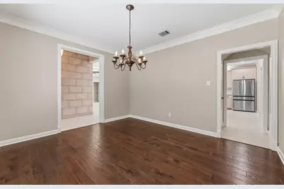 17 Buttonbush Court, The Woodlands, TX 77380 - Photo 13