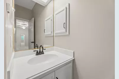 17 Buttonbush Court, The Woodlands, TX 77380 - Photo 35