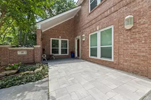 17 Buttonbush Ct, The Woodlands, TX 77380 - Photo 3