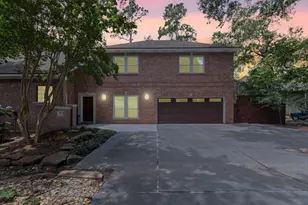 17 Buttonbush Ct, The Woodlands, TX 77380 - Photo 3