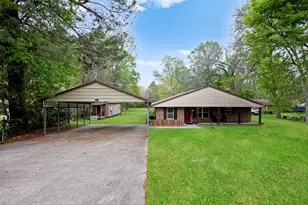 142 Fm 2296 Rd, Huntsville, TX 77340 - Photo 1