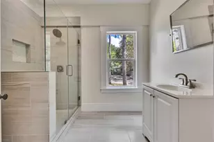 4534 Woodside St, Houston, TX 77023 - Photo 19
