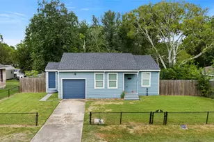 508 Azalea Dr, La Marque, TX 77568 - Photo 1