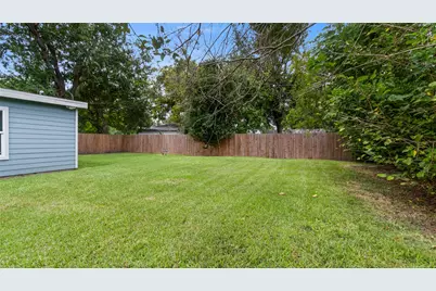 508 Azalea Drive, La Marque, TX 77568 - Photo 19