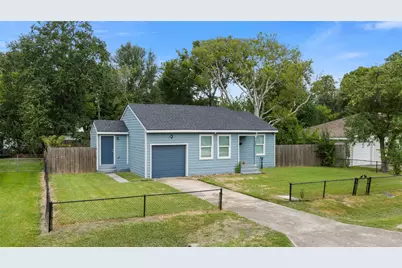 508 Azalea Drive, La Marque, TX 77568 - Photo 3