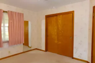 513 N Exchange St, Weimar, TX 78962 - Photo 9