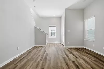 9912 Clark Road #B, Houston, TX 77076 - Photo 5