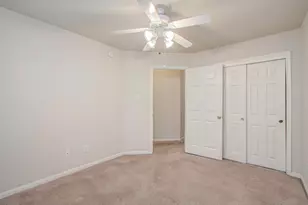 10004 Chestnut Creek Way, Pearland, TX 77584 - Photo 15
