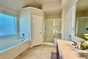 10004 Chestnut Creek Way, Pearland, TX 77584 - Photo 13