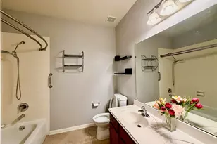 10004 Chestnut Creek Way, Pearland, TX 77584 - Photo 17
