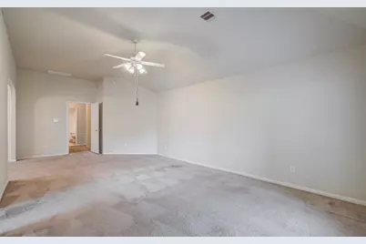 10004 Chestnut Creek Way, Pearland, TX 77584 - Photo 11