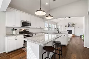 2723 Meandering Elm Trail, Houston, TX 77045 - Photo 9