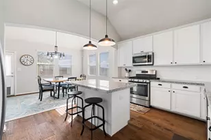 2723 Meandering Elm Trail, Houston, TX 77045 - Photo 11