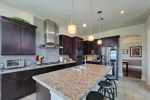 5003 Lockridge Sky Ln, Sugar Land, TX 77479 - Photo 5