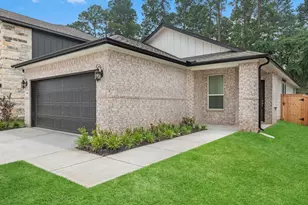 1749 Succotash Oak Ct, Conroe, TX 77304 - Photo 3