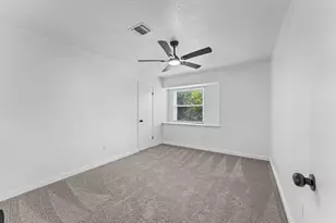 5403 Tavenor Ln, Houston, TX 77048 - Photo 11