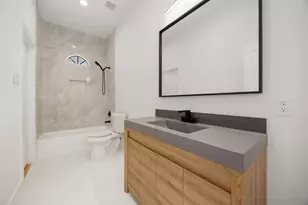 1716 Erin St, Houston, TX 77009 - Photo 11