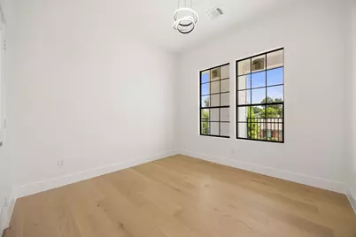 1716 Erin Street, Houston, TX 77009 - Photo 11