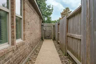 12527 Bridle Springs Ln, Houston, TX 77044 - Photo 23
