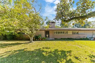 58 Plantation Ct, Lake Jackson, TX 77566 - Photo 29