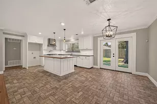 5107 Poinciana Dr, Houston, TX 77092 - Photo 9