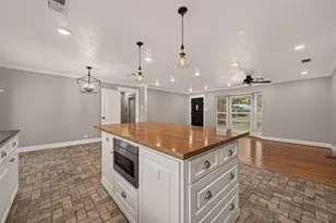 5107 Poinciana Dr, Houston, TX 77092 - Photo 11