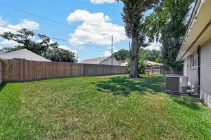 5107 Poinciana Dr, Houston, TX 77092 - Photo 33