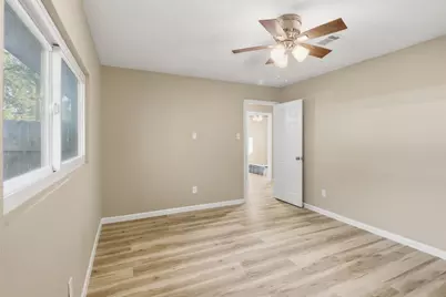 10943 Spanish Grant Drive, Sugar Land, TX 77498 - Photo 25