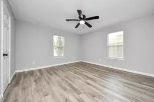 4914 Angleton St, Houston, TX 77033 - Photo 27