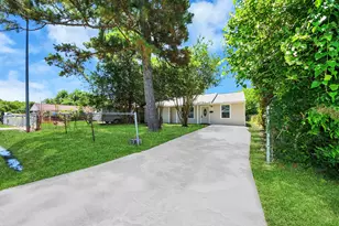4914 Angleton St, Houston, TX 77033 - Photo 41