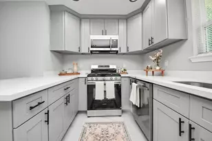 4914 Angleton St, Houston, TX 77033 - Photo 15