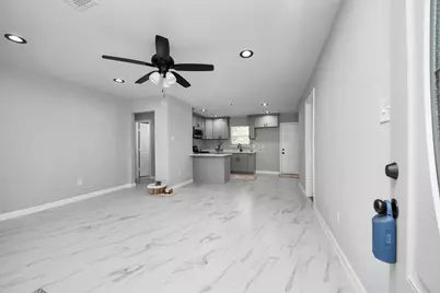 4914 Angleton Street, Houston, TX 77033 - Photo 17
