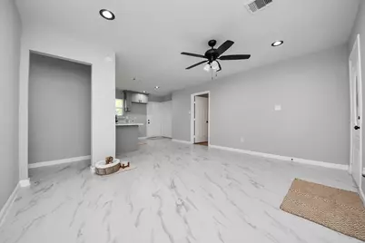 4914 Angleton Street, Houston, TX 77033 - Photo 21