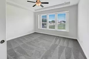 3627 Bartlett Way Dr, Pearland, TX 77581 - Photo 5