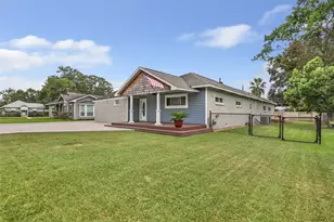 103 W Barrow St, Dayton, TX 77535 - Photo 1