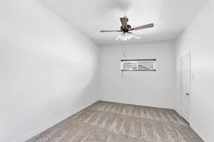103 W Barrow St, Dayton, TX 77535 - Photo 23