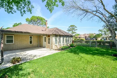 703 Laurel Grove Lane, Pearland, TX 77584 - Photo 19